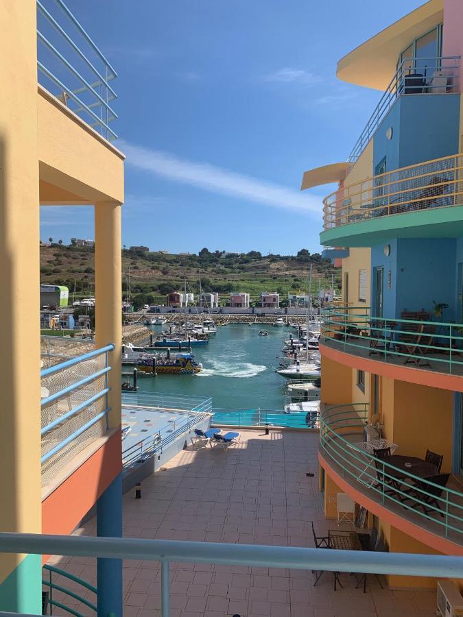Holiday In The Marina Apartamento *